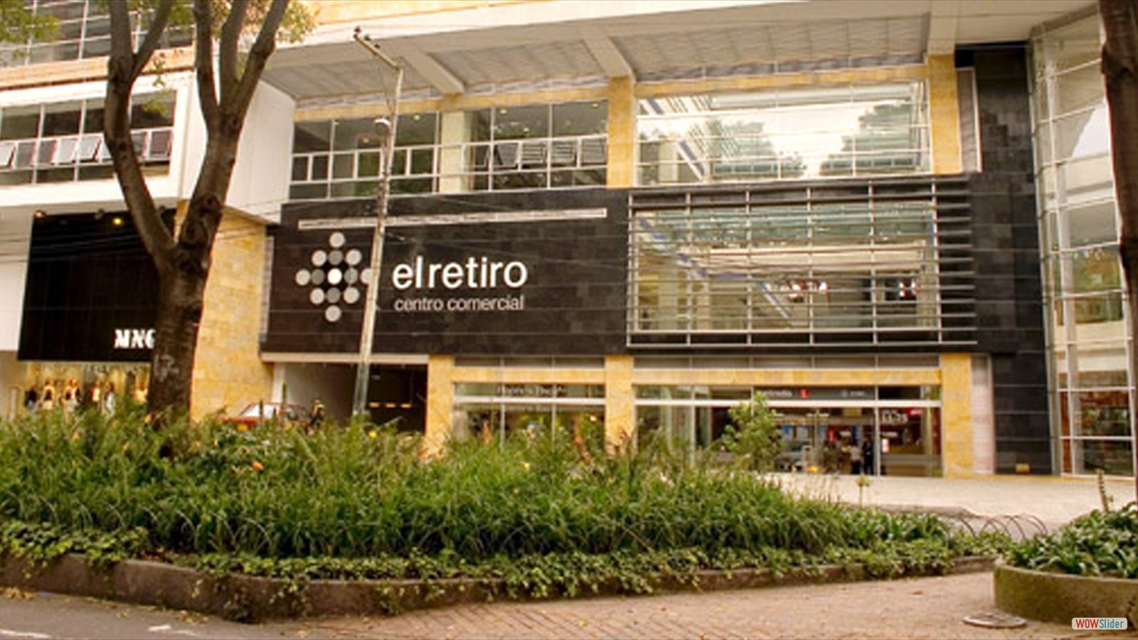 Centro Comercial El Retiro